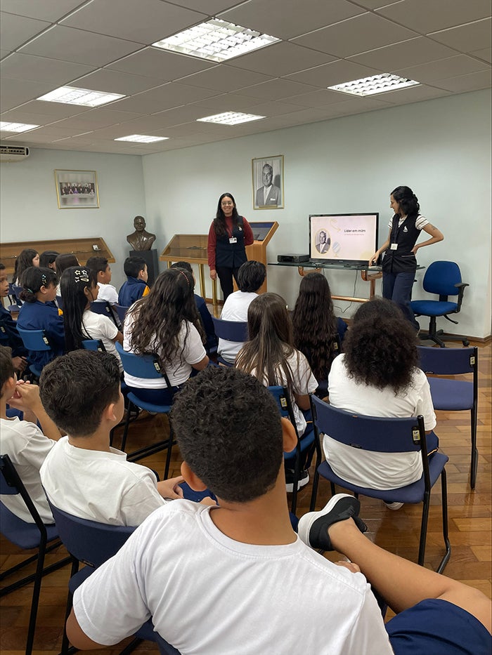 Liderança inspirada no Eng. Salvador Arena